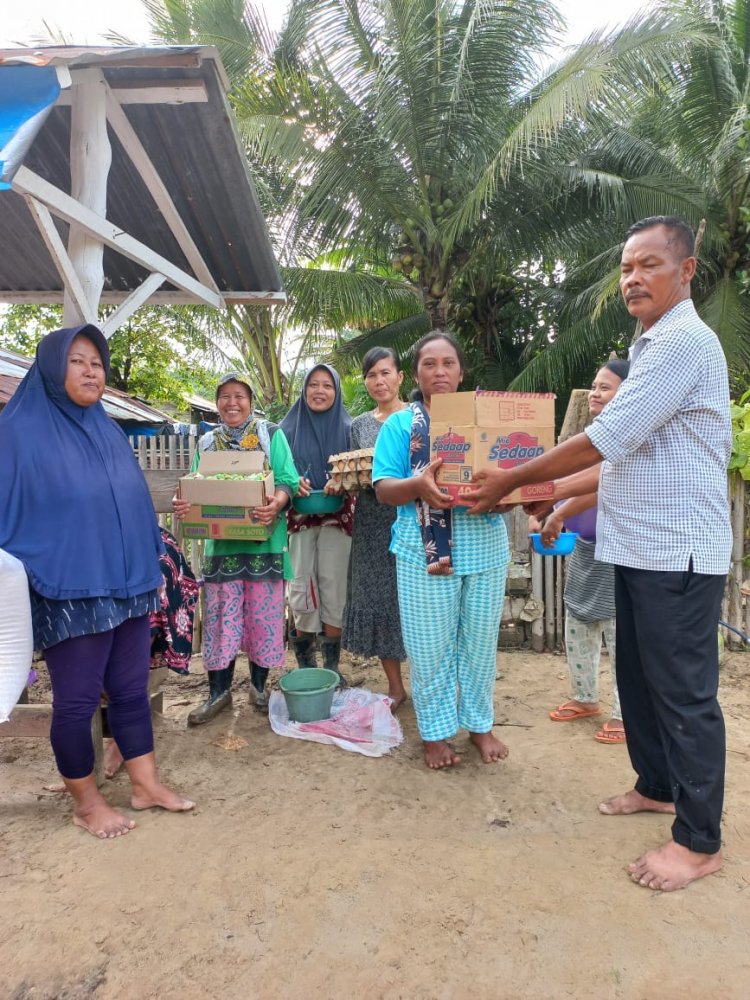 PTPN I Bantu Warga Terdampak Banjir di Indra Makmue