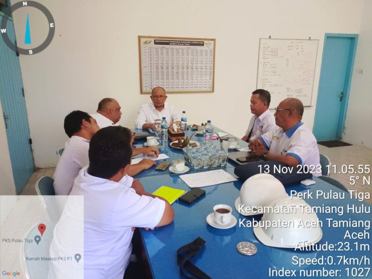 Kunjungan Direktur PT Perkebunan Nusantara I ke Unit Kerja Kebun Pulau Tiga